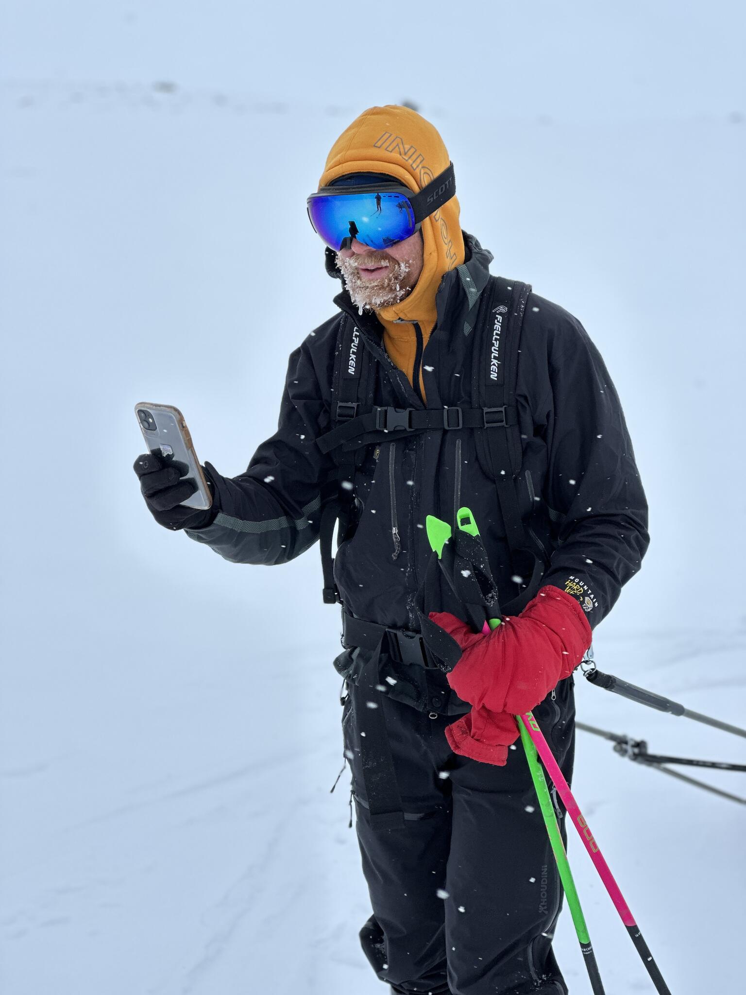 Navigering med mobiltelefon kan ibland underlätta här.