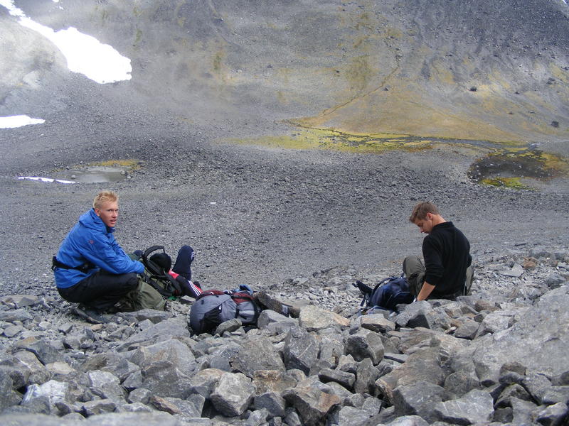 Vilopaus och russinstation inför snöpulsningspasset. 