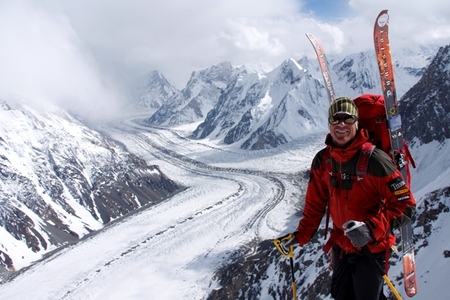 Fredrik 6300 meter över havet på K2