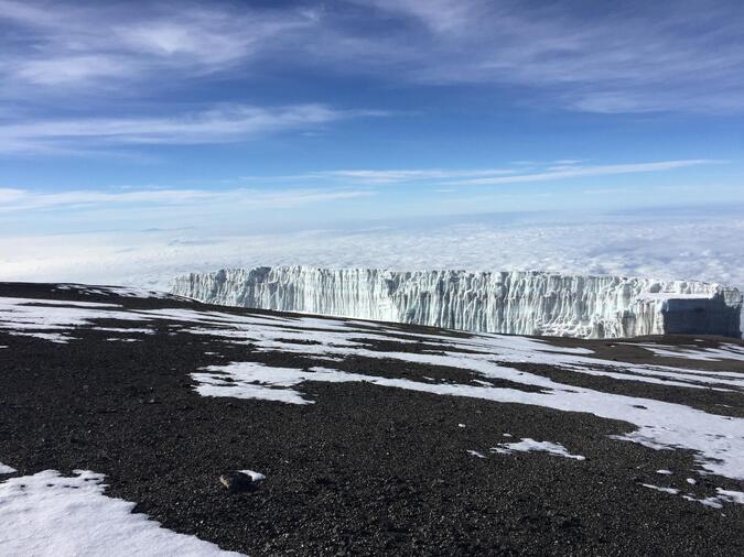 Glaciären på toppen av Kilimanjaro