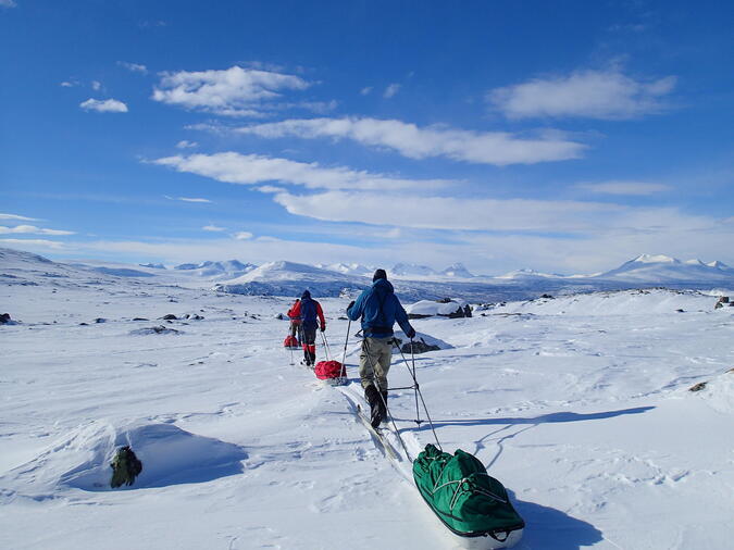 På väg mot Kungsleden för att åka ner till Vakkotavare.