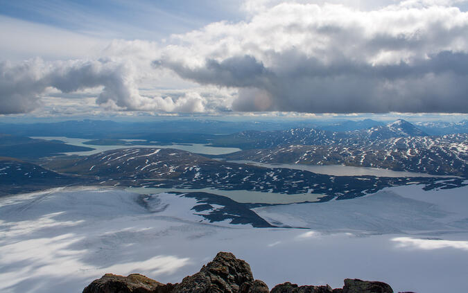 Sálajiegna och sjöarna 871, Muorkkejávrre och Bieskehávrre.