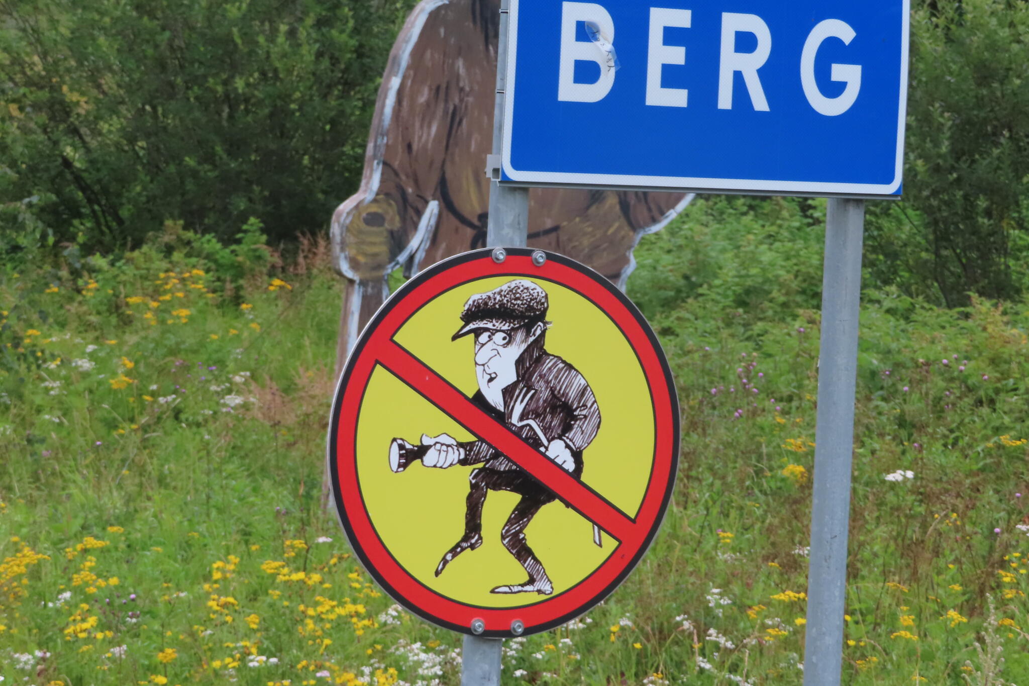 Tydligt vad som gäller i byn Berg.