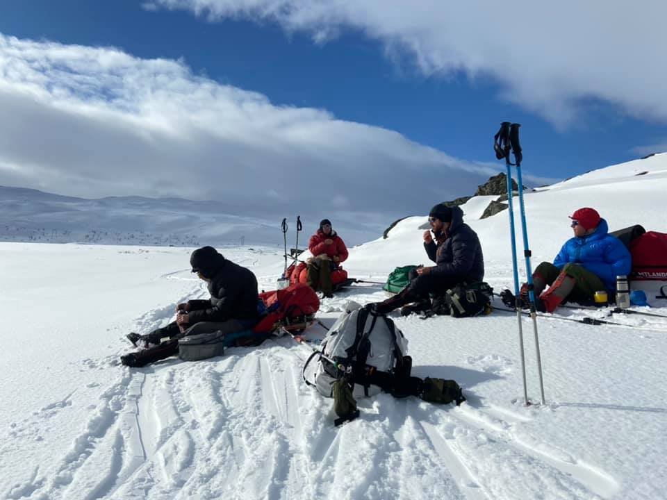 Första dagarna på etappen mellan Ritsem och Abisko hade vi mest blåst och snöfall men ibland kom solen fram.