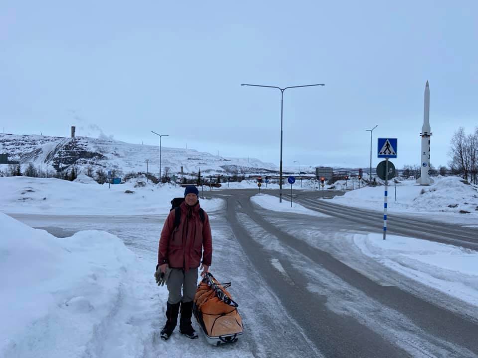 Praktiskt med pulkaföre i Kiruna när vi skulle flytta packningen mellan boende och busstationen.