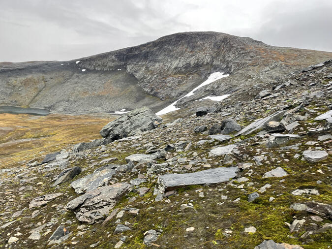 På väg upp mot Ekorrhammaren På väg upp mot Ekorrhammaren
