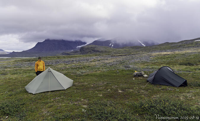 Lägerplats dag 3 på Vuojnesnjirram.