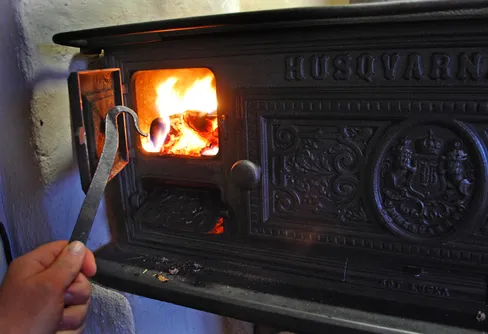 Eldkonst och konstiga eldar