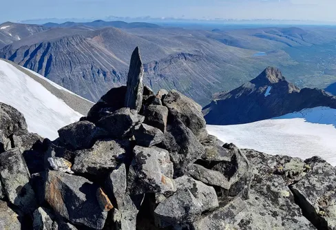 Šielmmáčohkka, Kugghjulskammen och Siehtagas