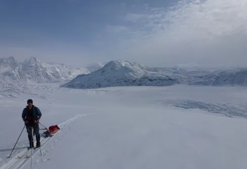Skidtur på östra Grönland. 120401-17