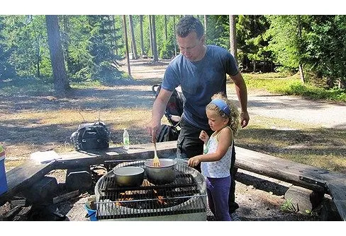 Radiosänd friluftslunch