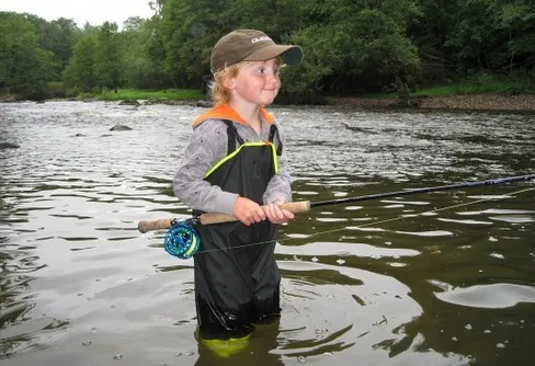 Bring your kids on salmon fishing