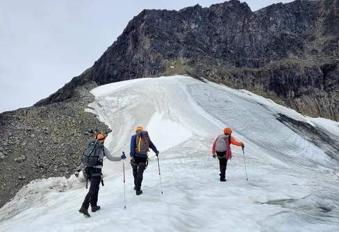 Höga berg och djupa brunnar – Nordtoppen tur och retur