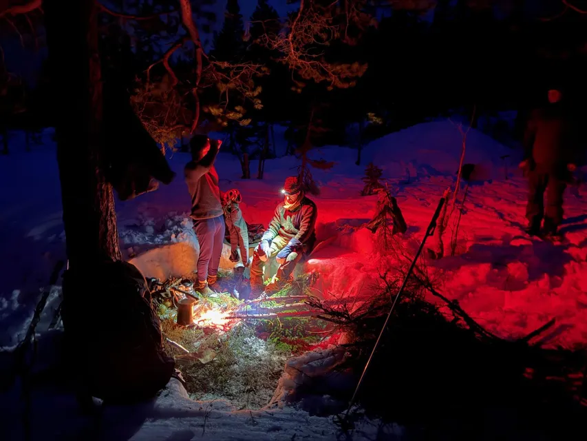 Hungrig och utsliten: så var Svenska Överlevnadssällskapets vinterkurs