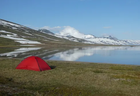 På jakt efter fjällvärldens bästa badstrand - En vandring från Sulitelma till Saltoluokkta