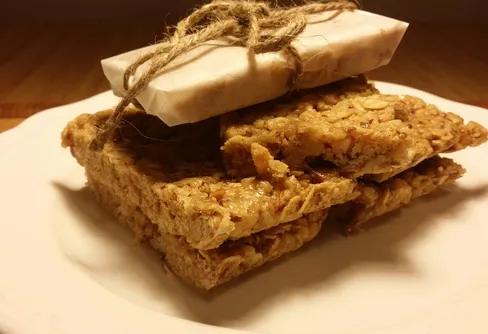 Hemmagjorda clif bars med smak av äppelpaj