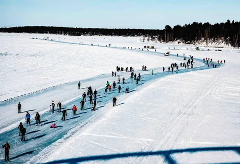 Skridskoguide: Plogade banor, kurser och säkerhet