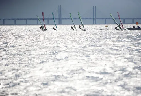 VM i vindsurfing startar idag i Malmö