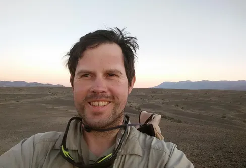 Prestigefullt pris till ökenvandraren Louis-Philippe Loncke