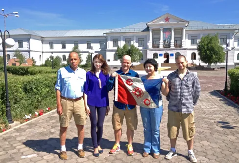 Portraits of Karlag. Ondskan sitter fortfarande i väggarna