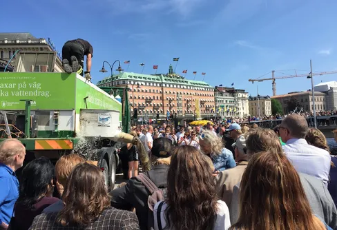 Fiskpåfyllning i Strömmen