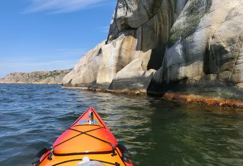 I Fjällbacka skärgård börjar sommaren