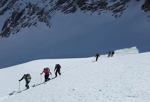Två av tre svenskar vill röra sig på semestern