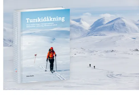 Vinn ”Turskidåkning” av Oskar Karlin!