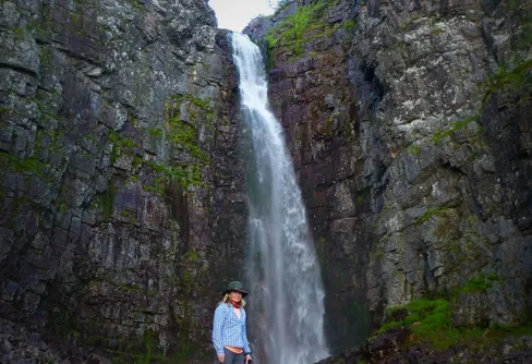 Fulufjället – en vandring med bortblåsta bönder och möte med en gammal gran.