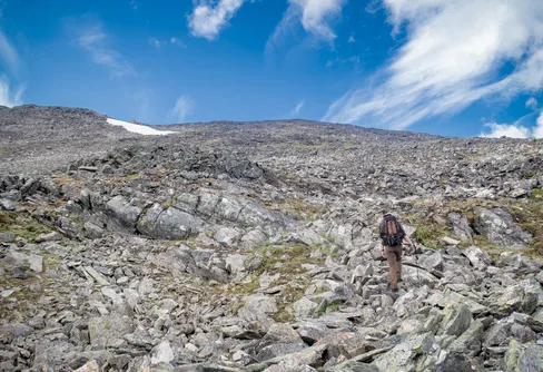 1537 meter grushög (och en svårslagbar tältplats) - Sarek 2018 - dag 6