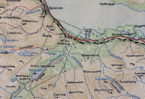 Hon broderade sig en karta