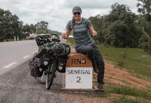 Långfärdscyklisten Fredrika Ek har kommit till Sverige