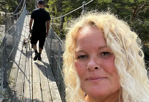 Vanlife och vandring på hängbroarna i Stendörrens Naturreservat