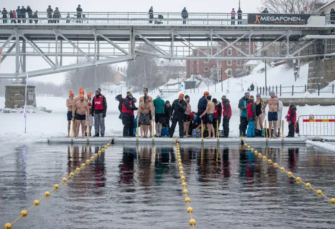 Mästarna i vintersim ska koras: 