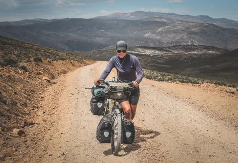 TV-tips: Dokumentär om Fredrika Ek - Jorden runt på 1000 dagar