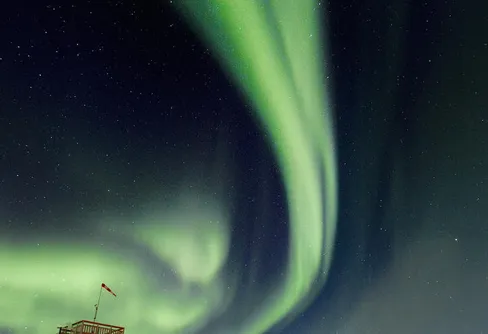 STF Aurora Sky Station är nominerad som bästa upplevelse i Sverige