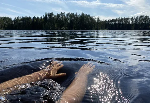 Ett utomhusbad per dag under hela sommarlovet