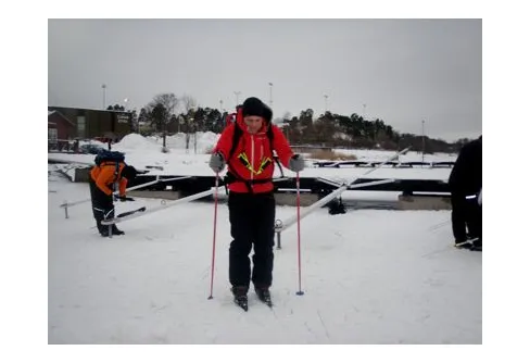 Långfärdsskridskor på Edsviken i Stockholm