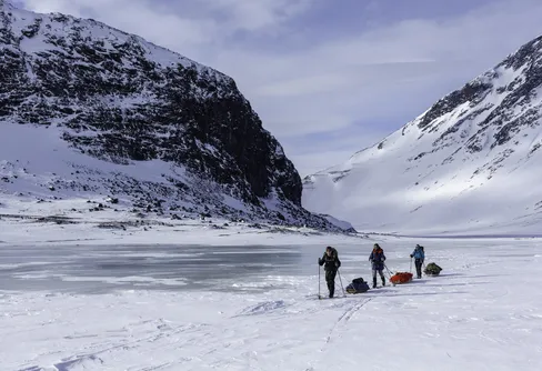 Packlista för turskidåkning – komplett utrustningslista för vinterfjäll