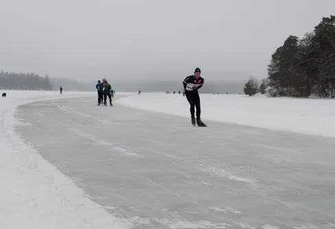 Långfärdsskridskoevenemang