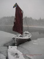 kajsa-warg i isränna bryggan slungudden hästöö.jpg