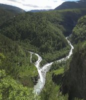 18-07-01, vid parkeringsplatsen blick mot botten.jpg