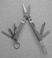 GR 2022-04-18 Leatherman Micra.jpg