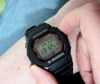 Casio G-chock GW-M5600-1ER.jpg